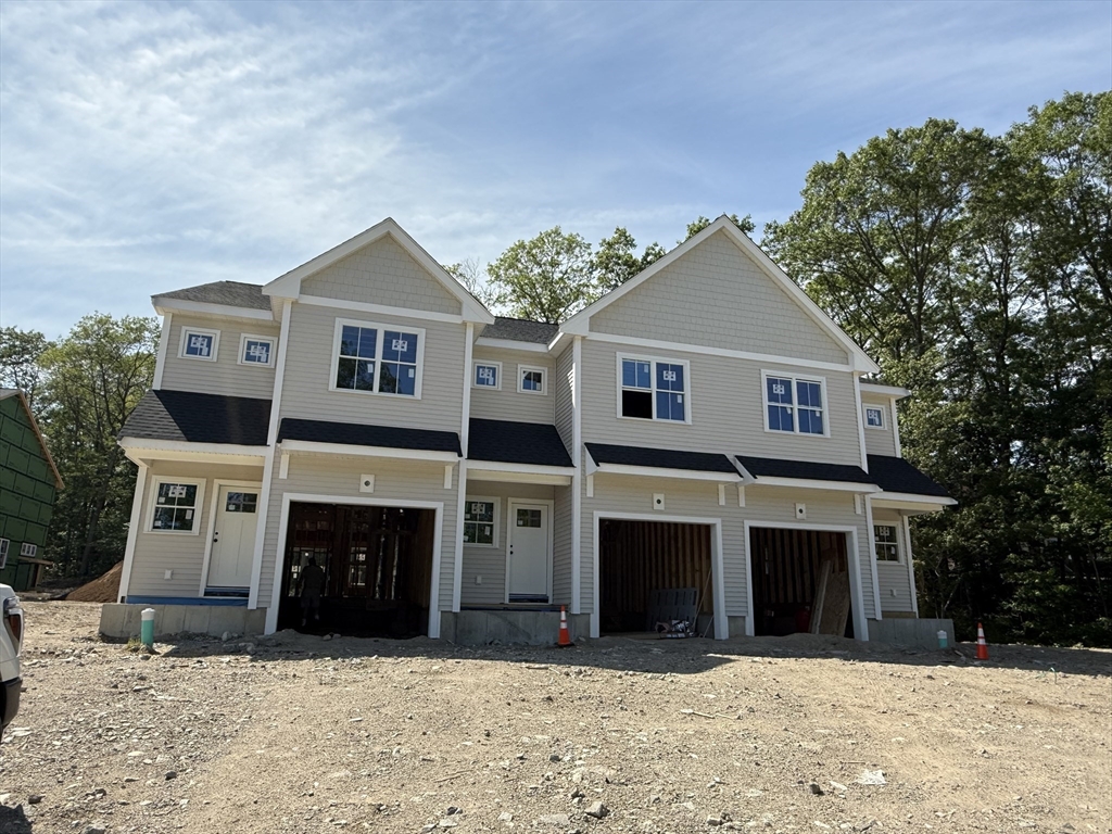 60 Uncas Ave 1