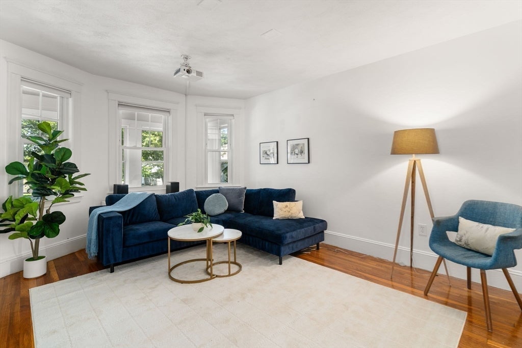52 Ralph St 52