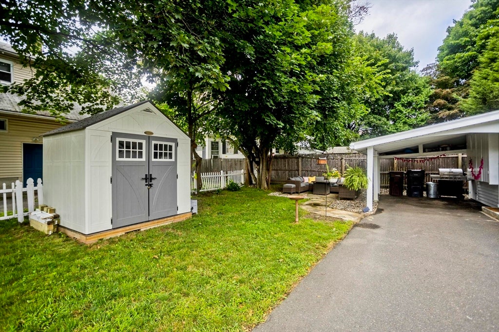 47 W School St, Westfield, MA, 47 W School St, Westfield, MA Photo #22