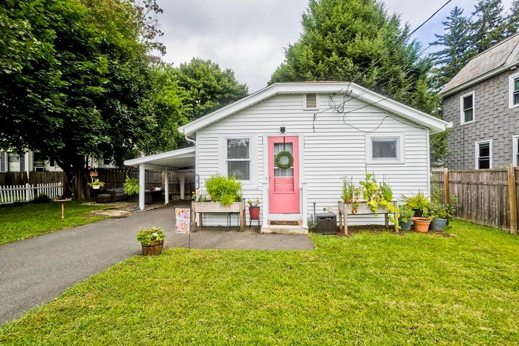 47 W School St, Westfield, MA, 47 W School St, Westfield, MA Photo #2