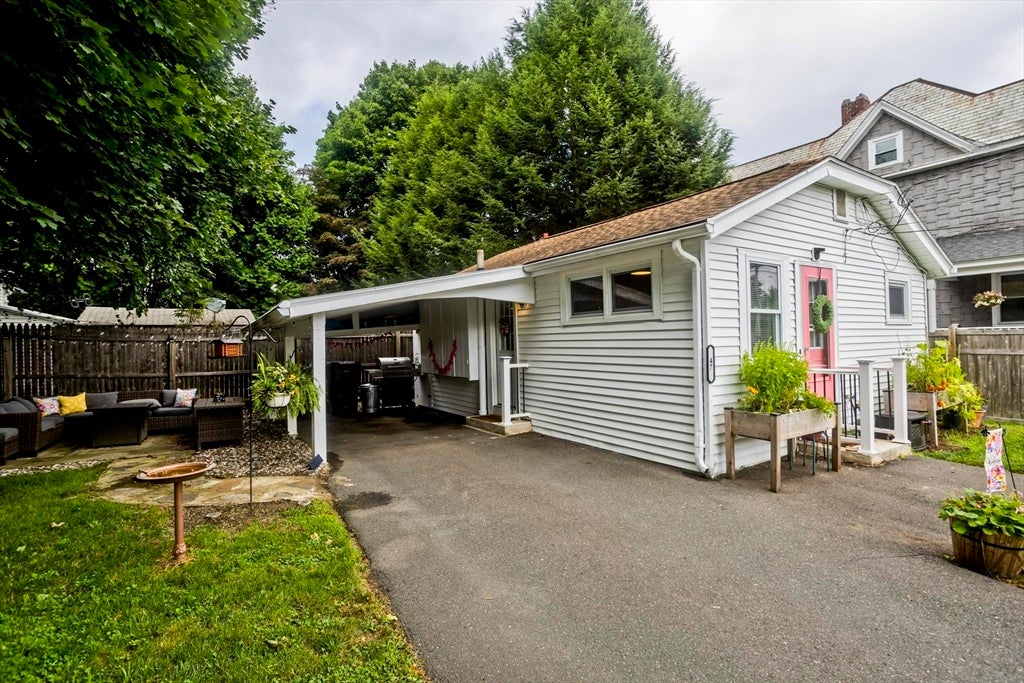 47 W School St, Westfield, MA, 47 W School St, Westfield, MA Photo #23