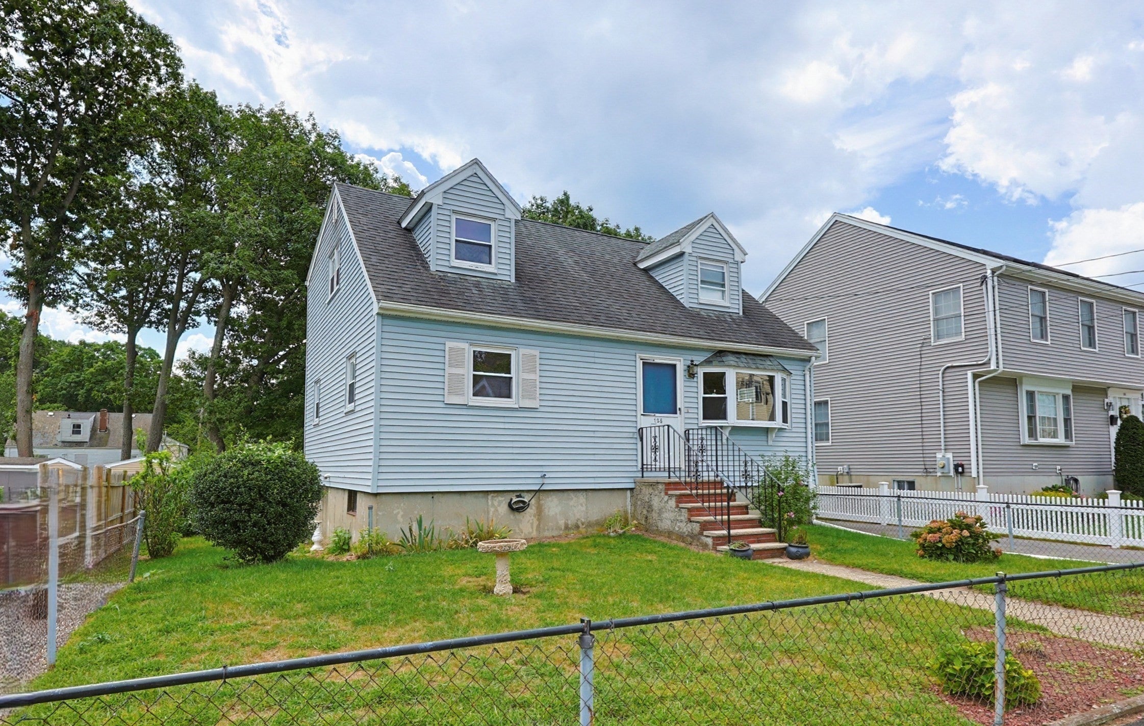 135 Crane St, Dedham, MA, 135 Crane St, Dedham, MA Photo #2