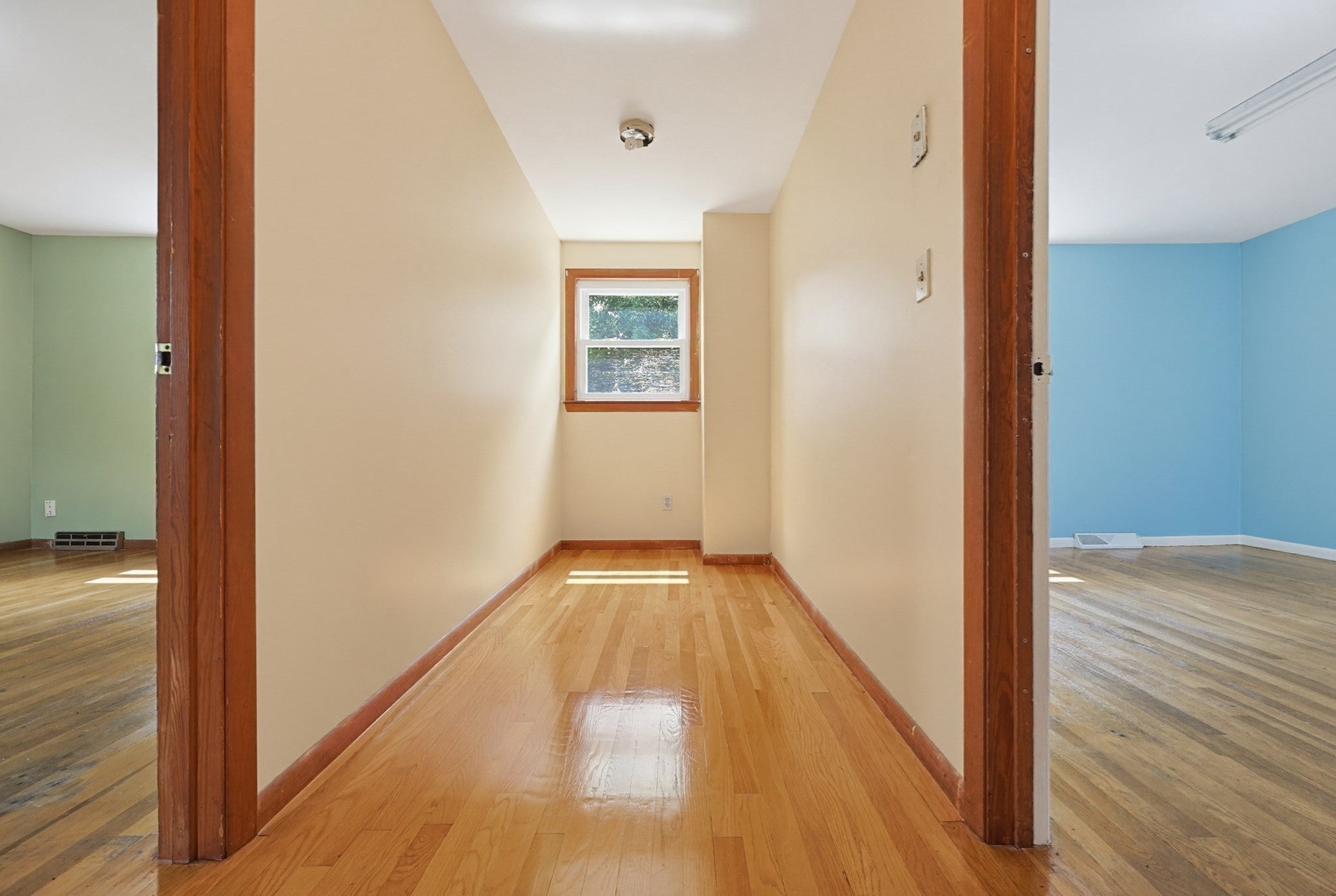 135 Crane St, Dedham, MA, 135 Crane St, Dedham, MA Photo #22