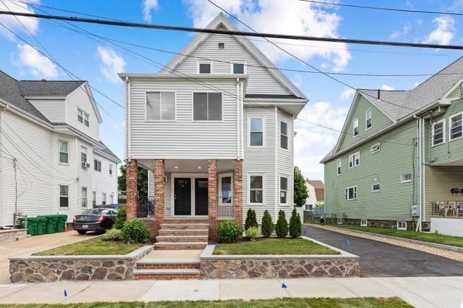 53 Sheridan Avenue 1