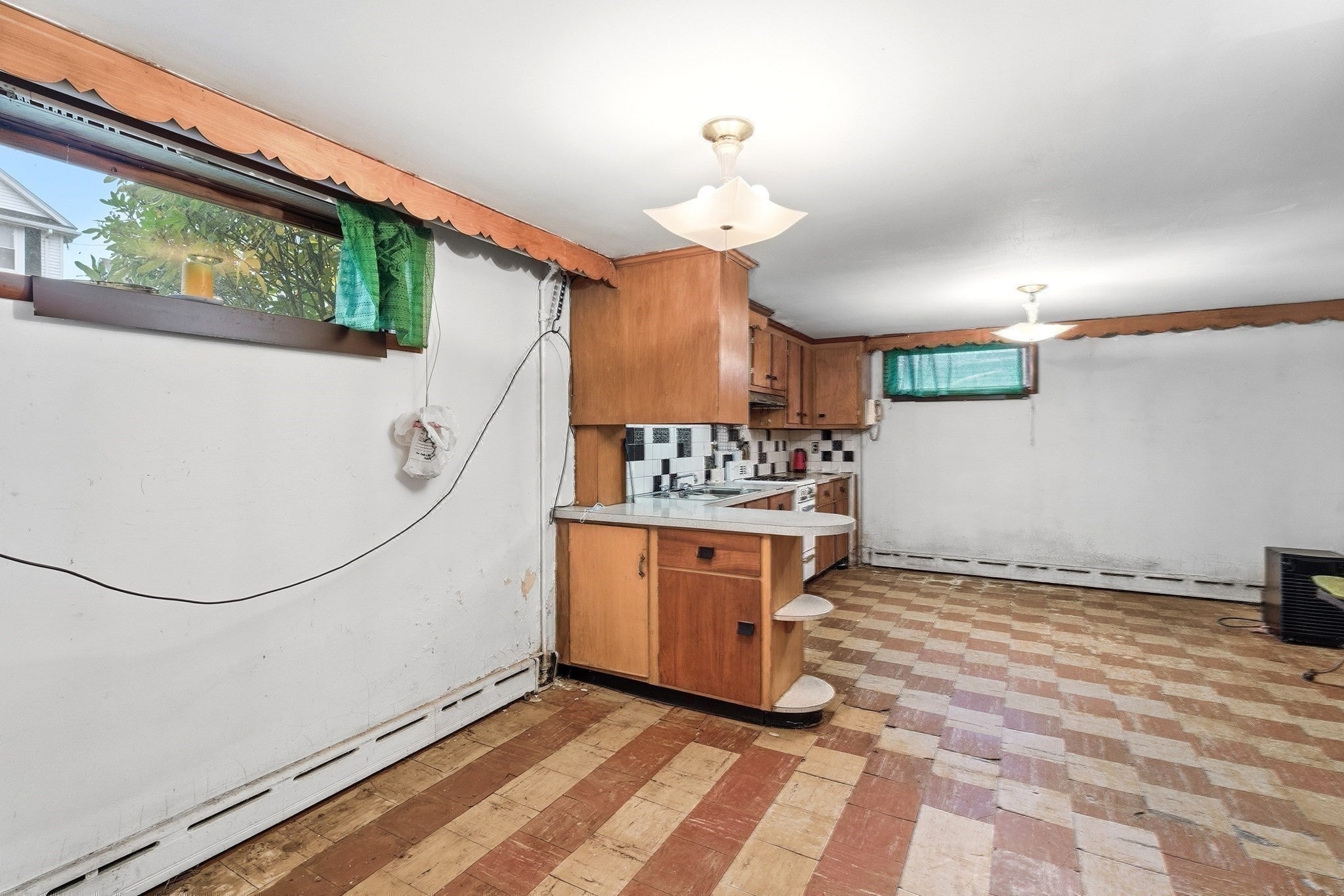 14 Coolidge St, Everett, MA, 14 Coolidge St, Everett, MA Photo #30