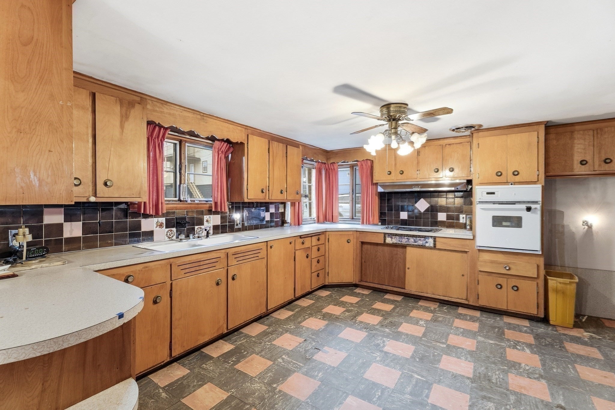 14 Coolidge St, Everett, MA, 14 Coolidge St, Everett, MA Photo #13