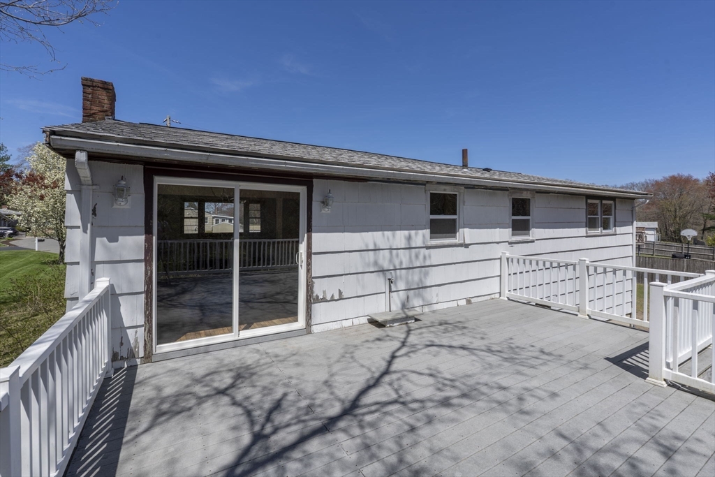 132 Winslow Dr