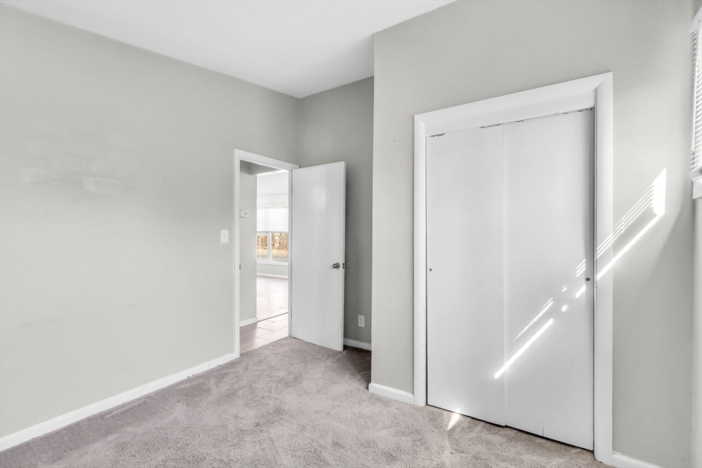 Springfield, Massachusetts 01119, United States, 2 Bedrooms Bedrooms, ,1 BathroomBathrooms,Residential,Active,88571
