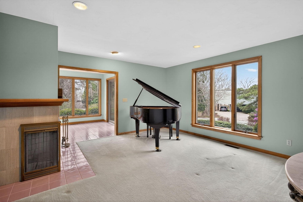 153 Alder Ln