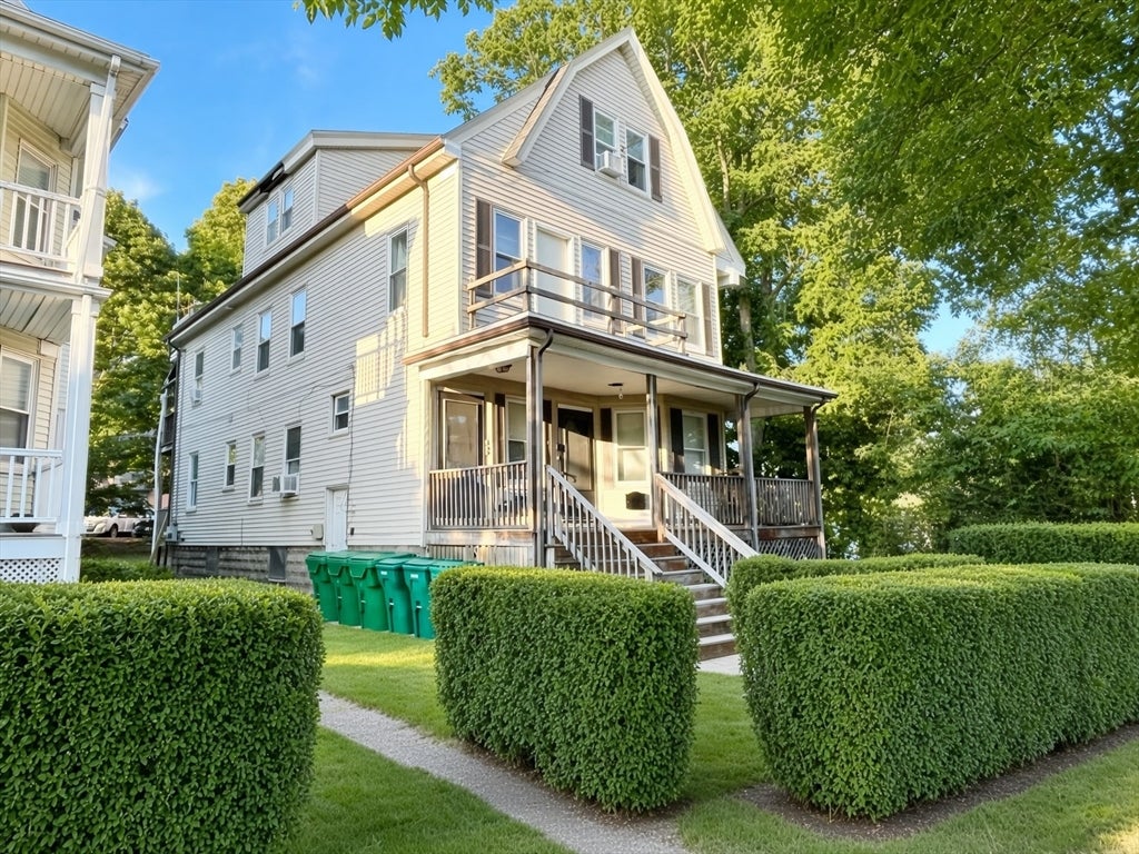Photo of 81 Fellsway W, Medford, MA
