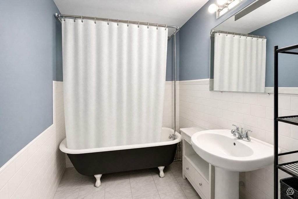 81 Fellsway W, Medford, MA, 81 Fellsway W, Medford, MA Photo #21