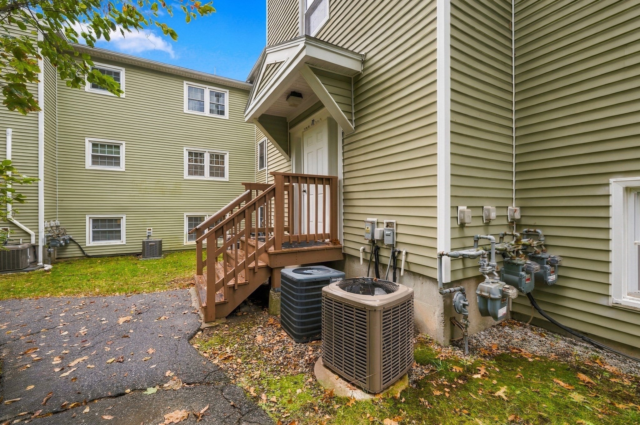371 Aiken Ave #10, Lowell, MA Photo #28