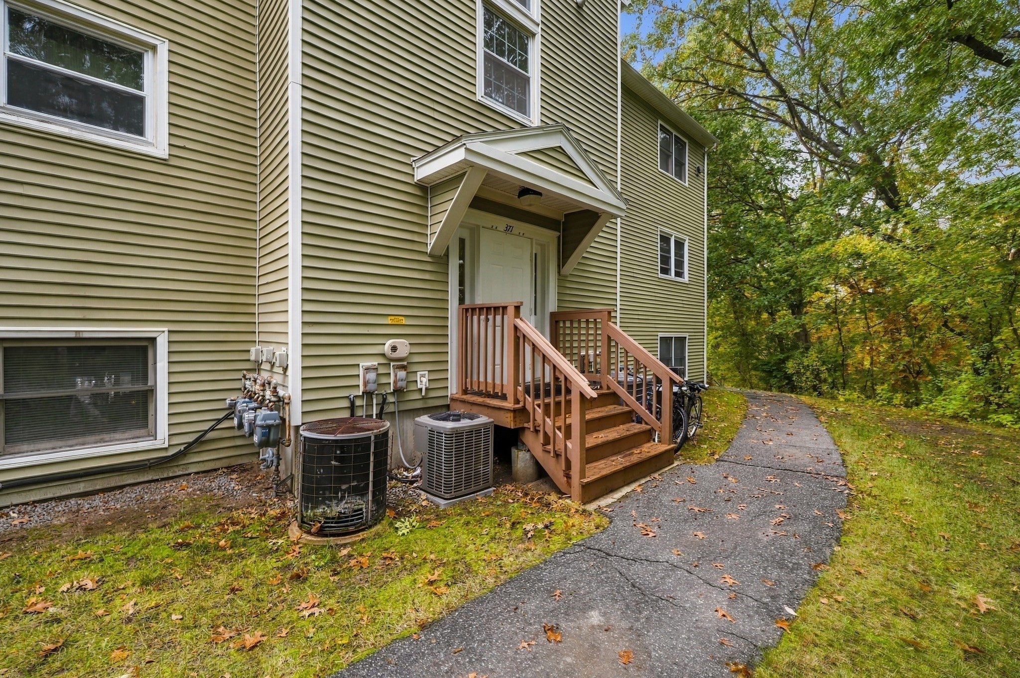 371 Aiken Ave #10, Lowell, MA Photo #25