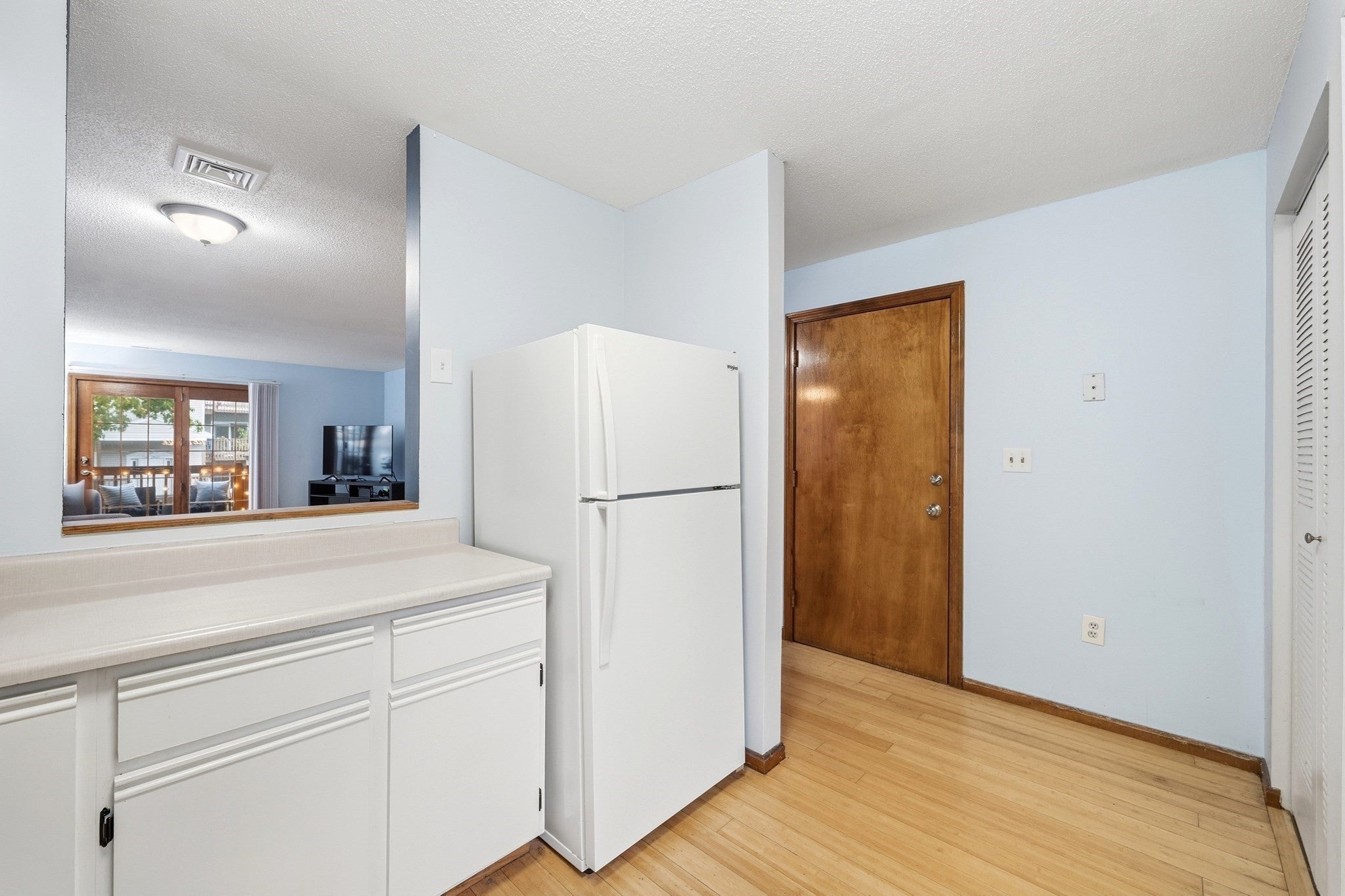 371 Aiken Ave #10, Lowell, MA Photo #11