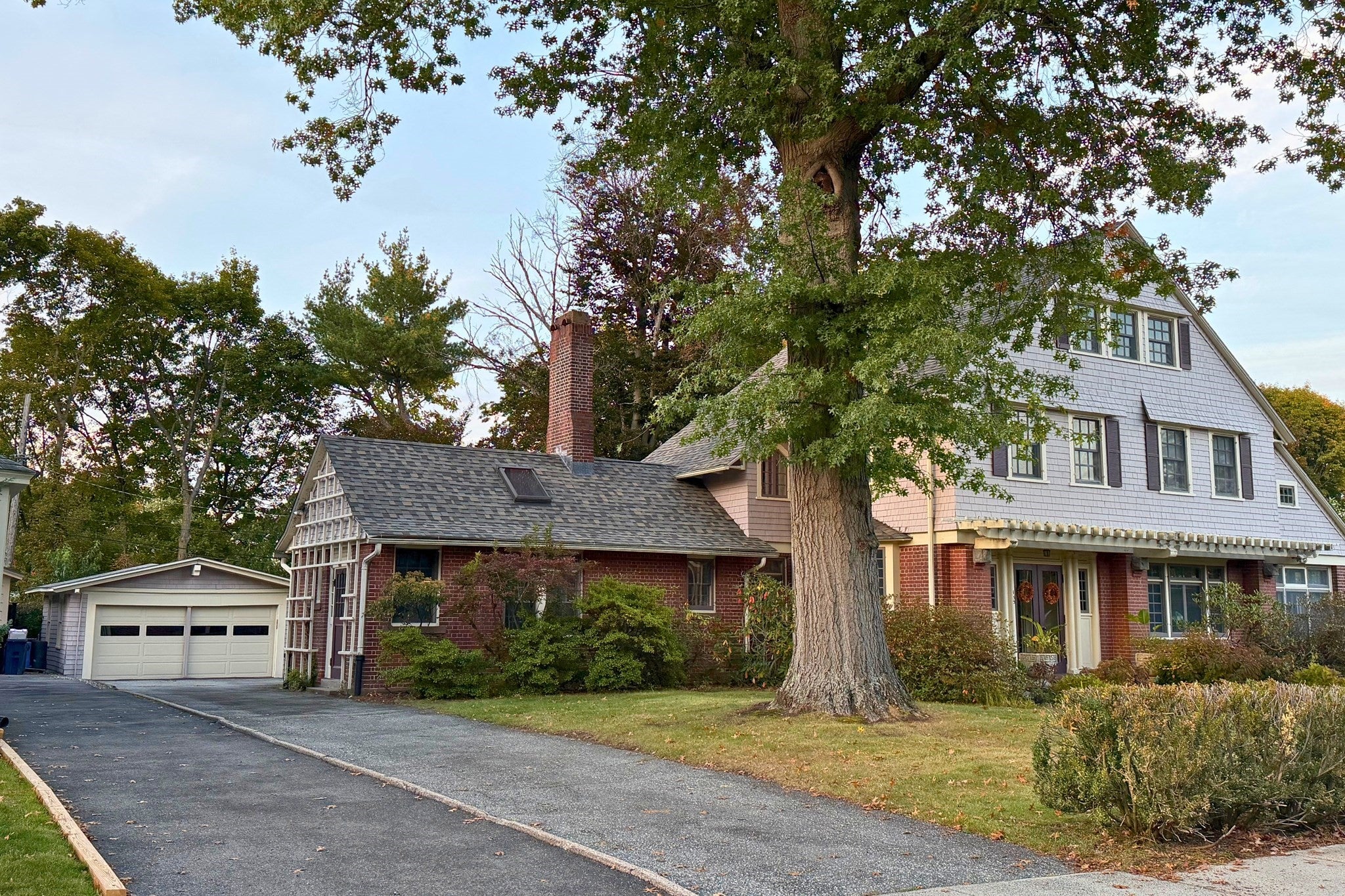 Photo of 153 Madison Ave, Holyoke, MA