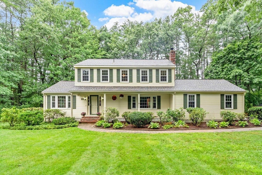 23 Banbury Dr, Westford, MA Photo #1