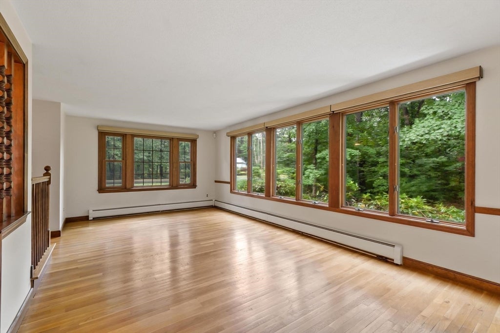 23 Banbury Dr, Westford, MA Photo #9