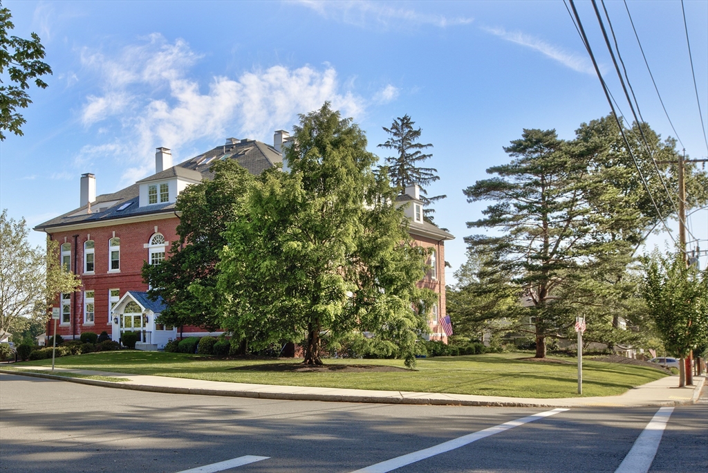 66 Haskell St GS