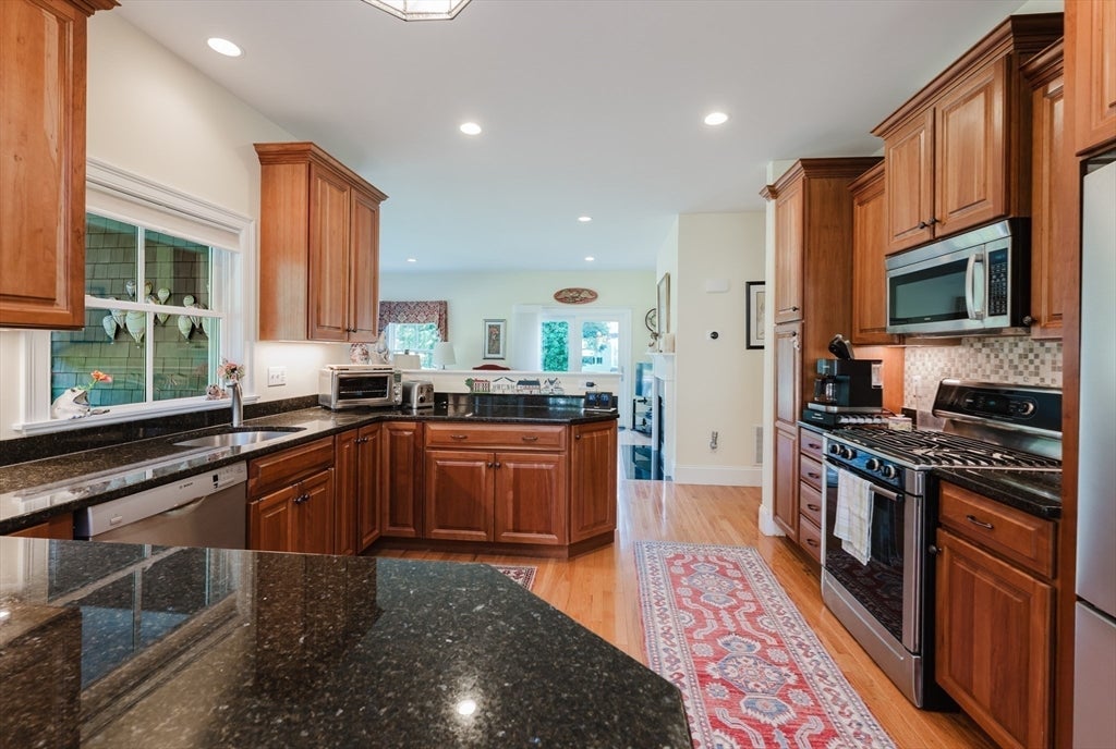 20 Hathaway Pond Circle #20, Rochester, MA, 20 Hathaway Pond Circle #20, Rochester, MA Photo #11