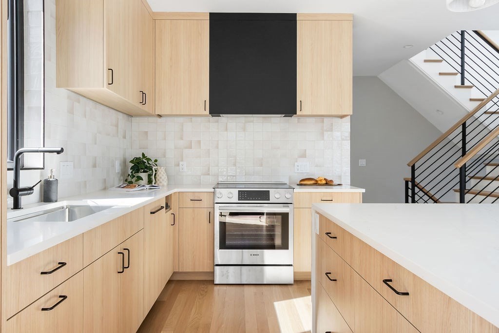 356 Linwood Ave 356