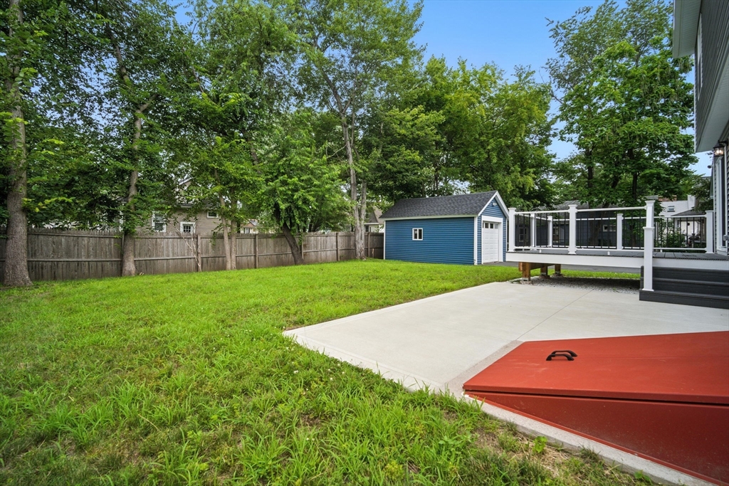 Springfield, Massachusetts 01119, United States, 4 Bedrooms Bedrooms, ,2 BathroomsBathrooms,Residential,Active,186609