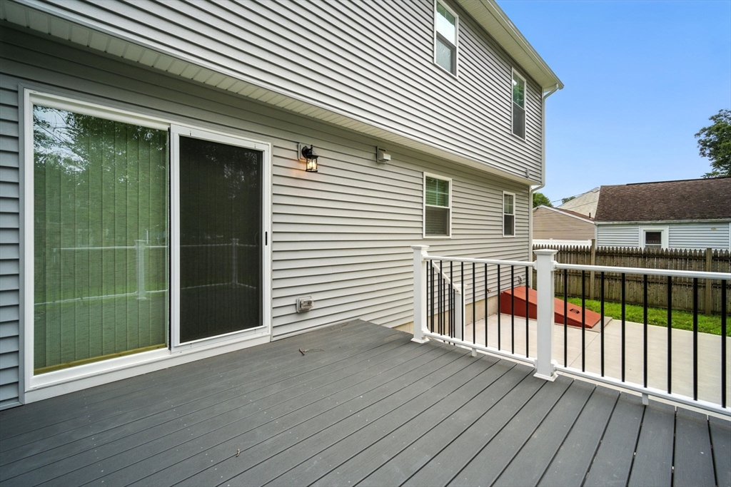 Springfield, Massachusetts 01119, United States, 4 Bedrooms Bedrooms, ,2 BathroomsBathrooms,Residential,Active,186609