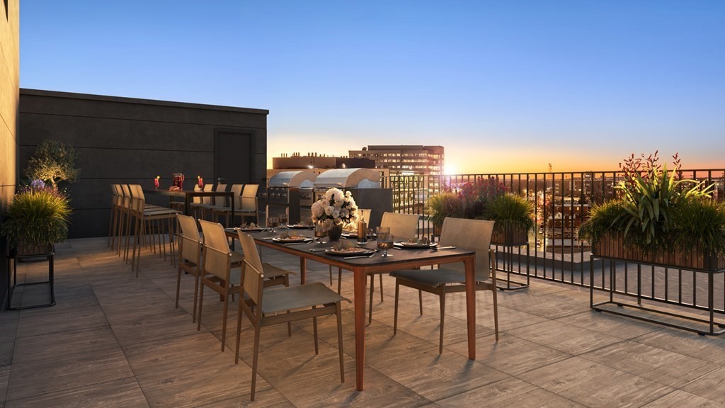 100 Lincoln Street 401