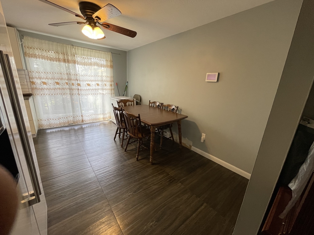 650 Robbins Ave 33