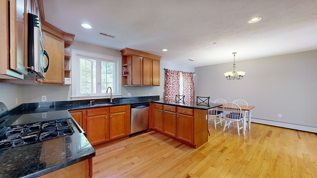 8 Pilgrim St 5