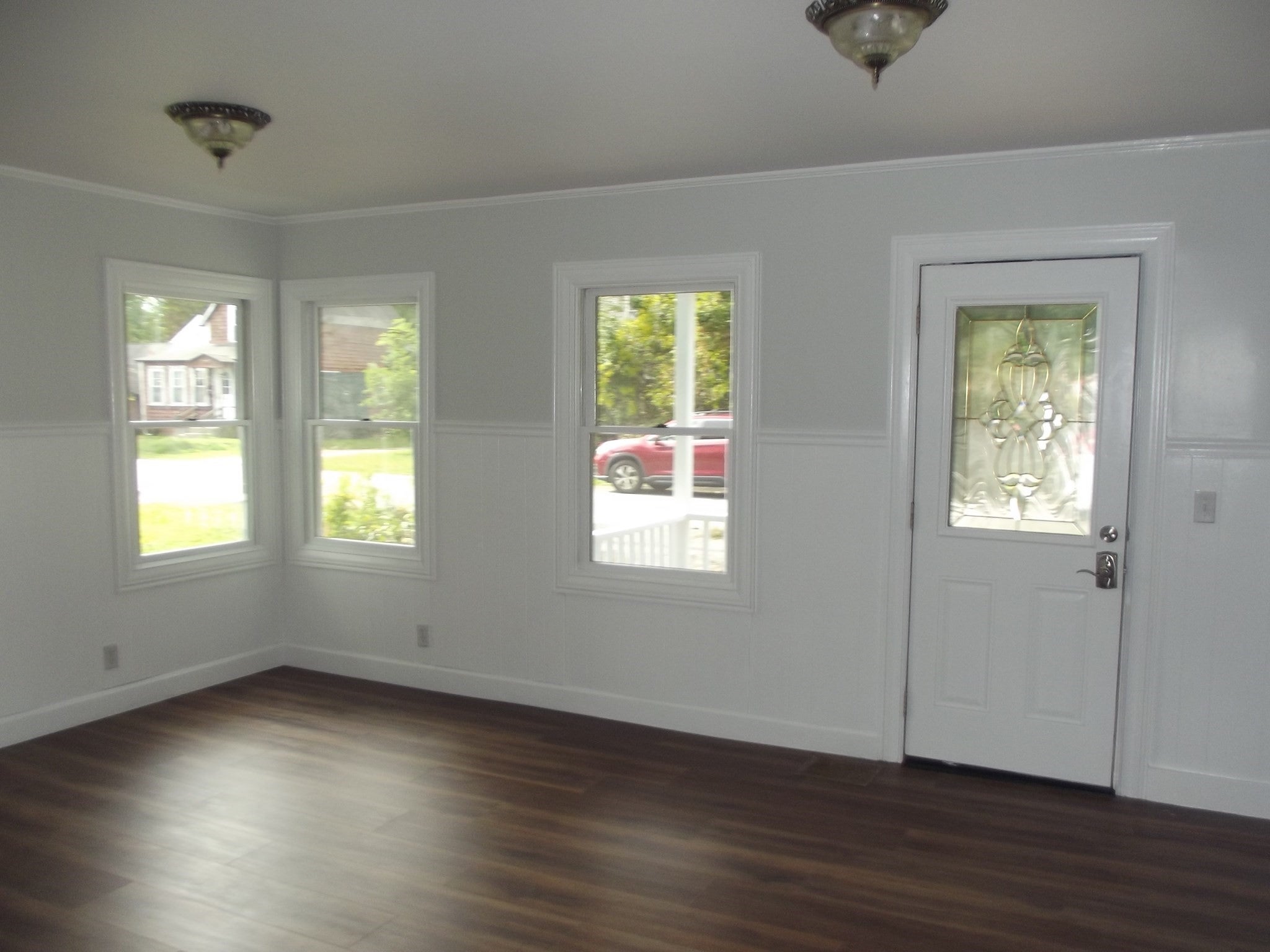 27 Elizabeth St, Lunenburg, MA Photo #11