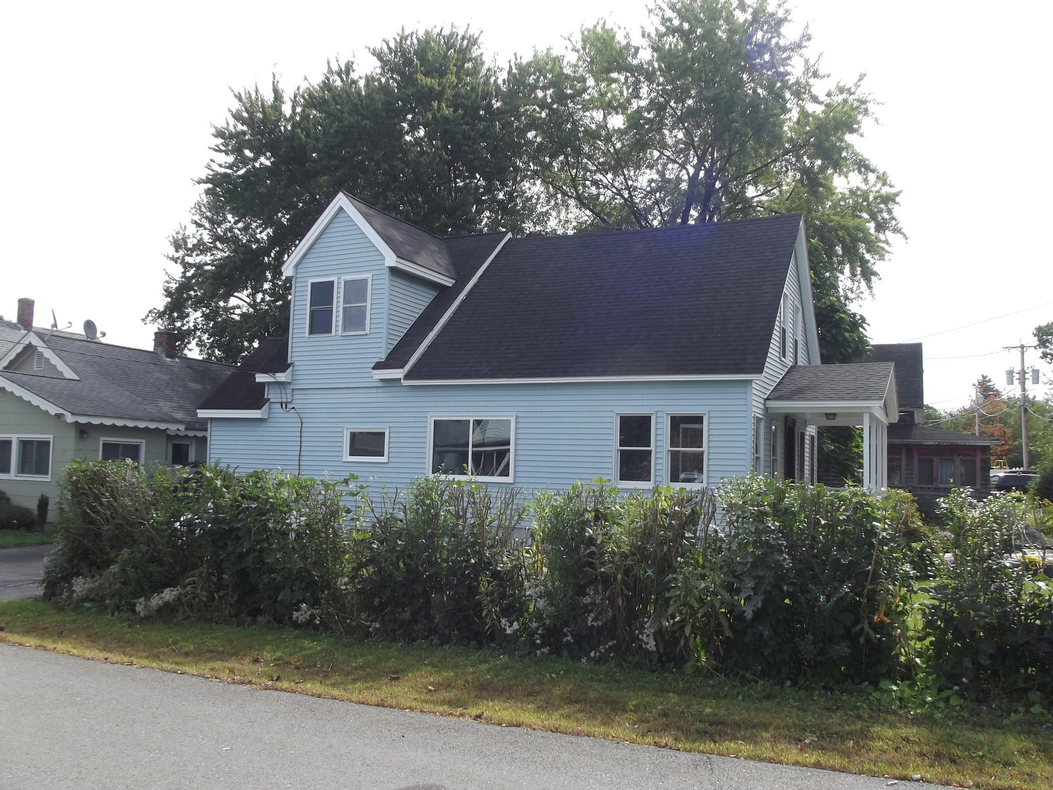 27 Elizabeth St, Lunenburg, MA Photo #7