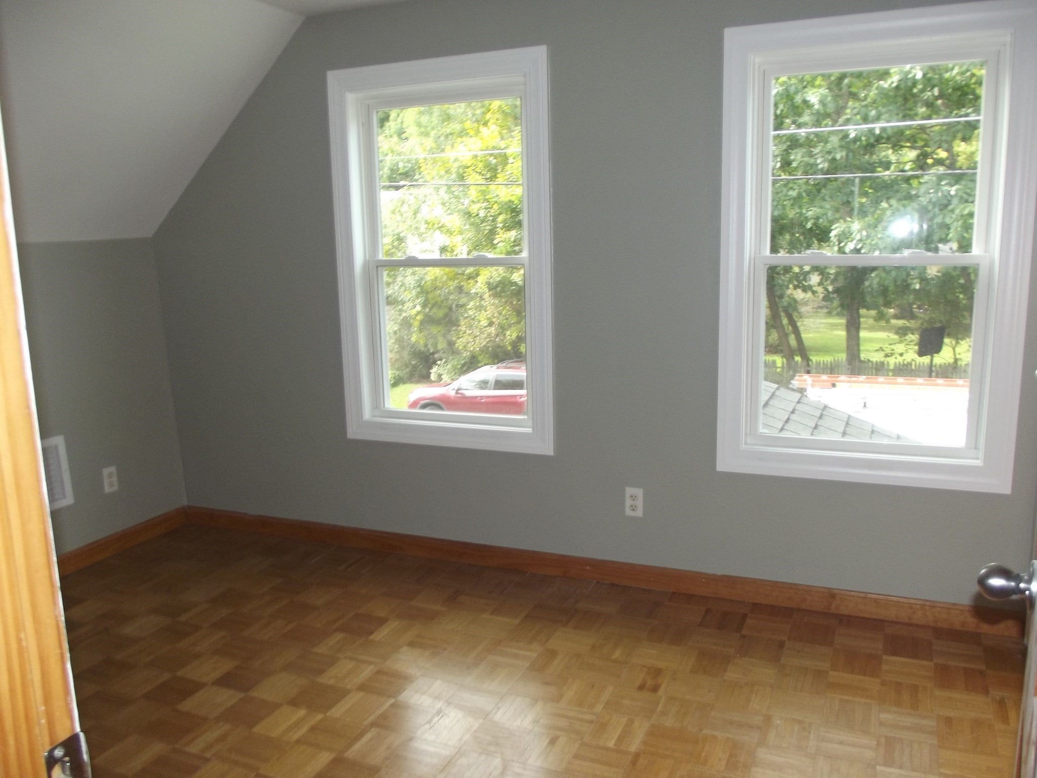 27 Elizabeth St, Lunenburg, MA Photo #18
