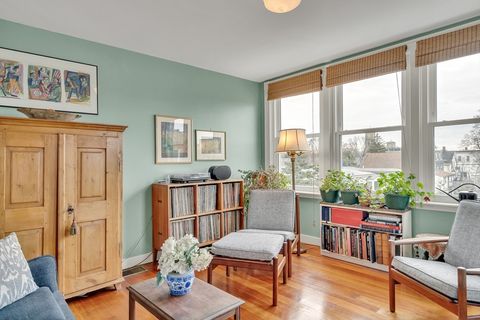 Photo of 66 Reed St Ct #3, Cambridge, MA 02140 (MLS # 73491030)