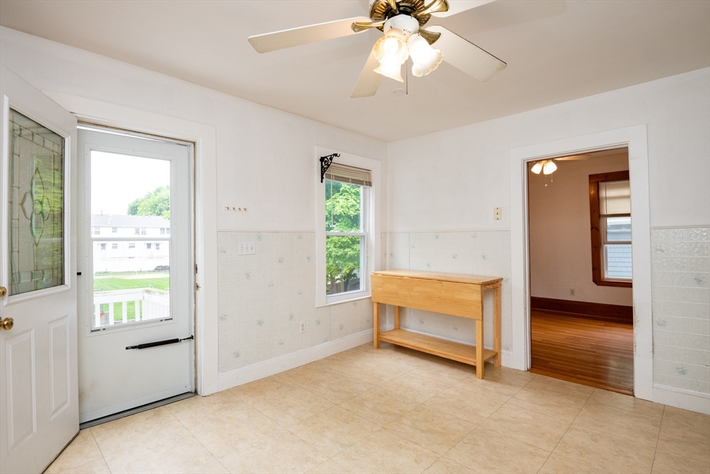 9 Emerald ST #A, Wakefield, MA Photo #14