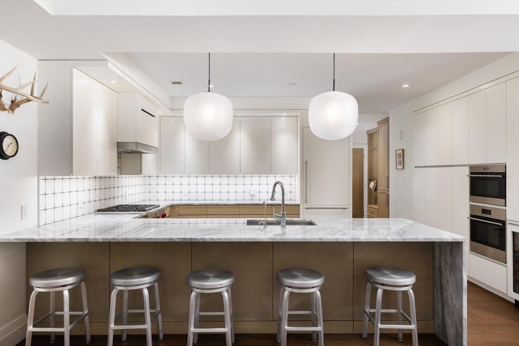 45 Temple St 212