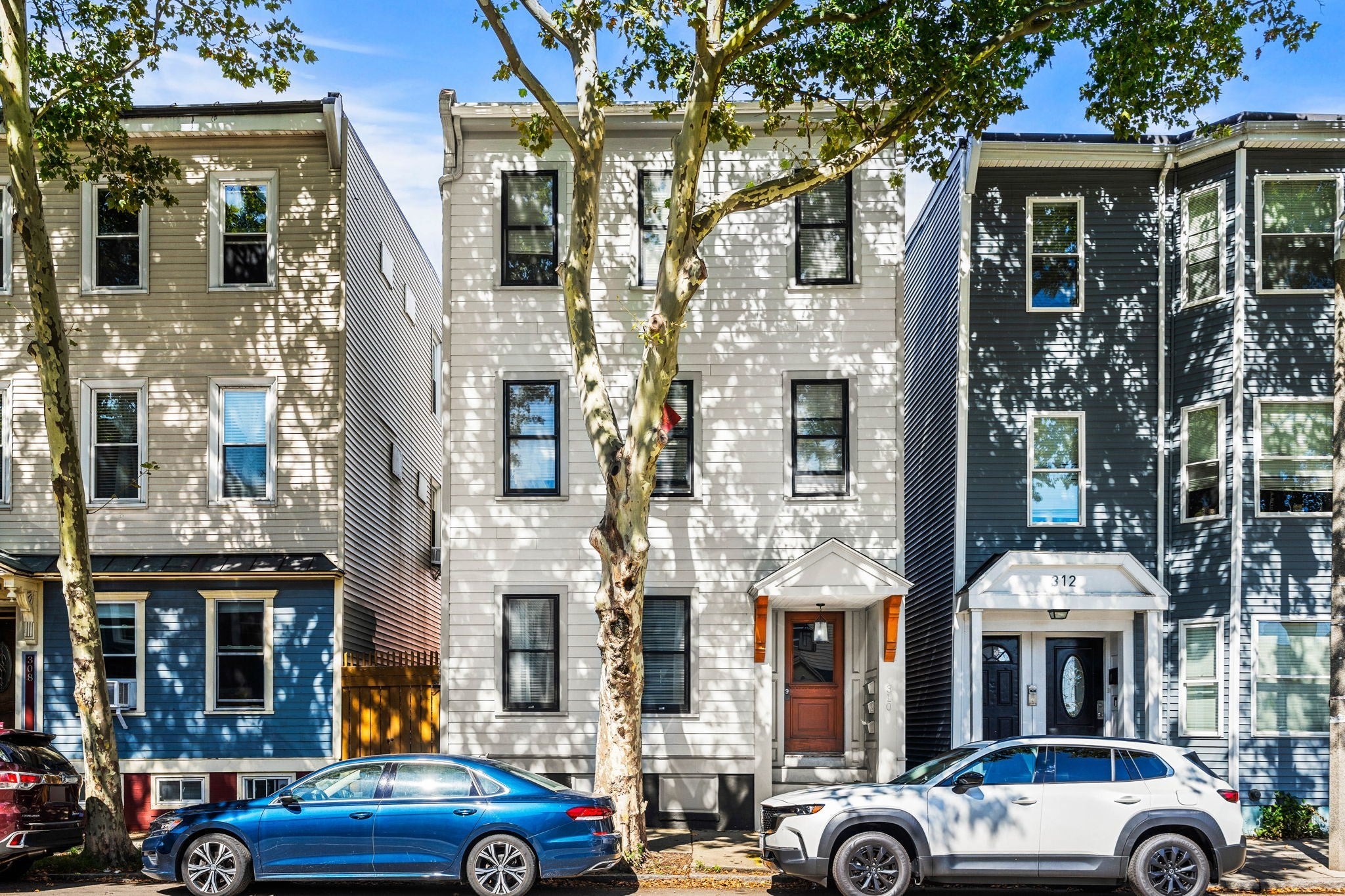 310 Chelsea St