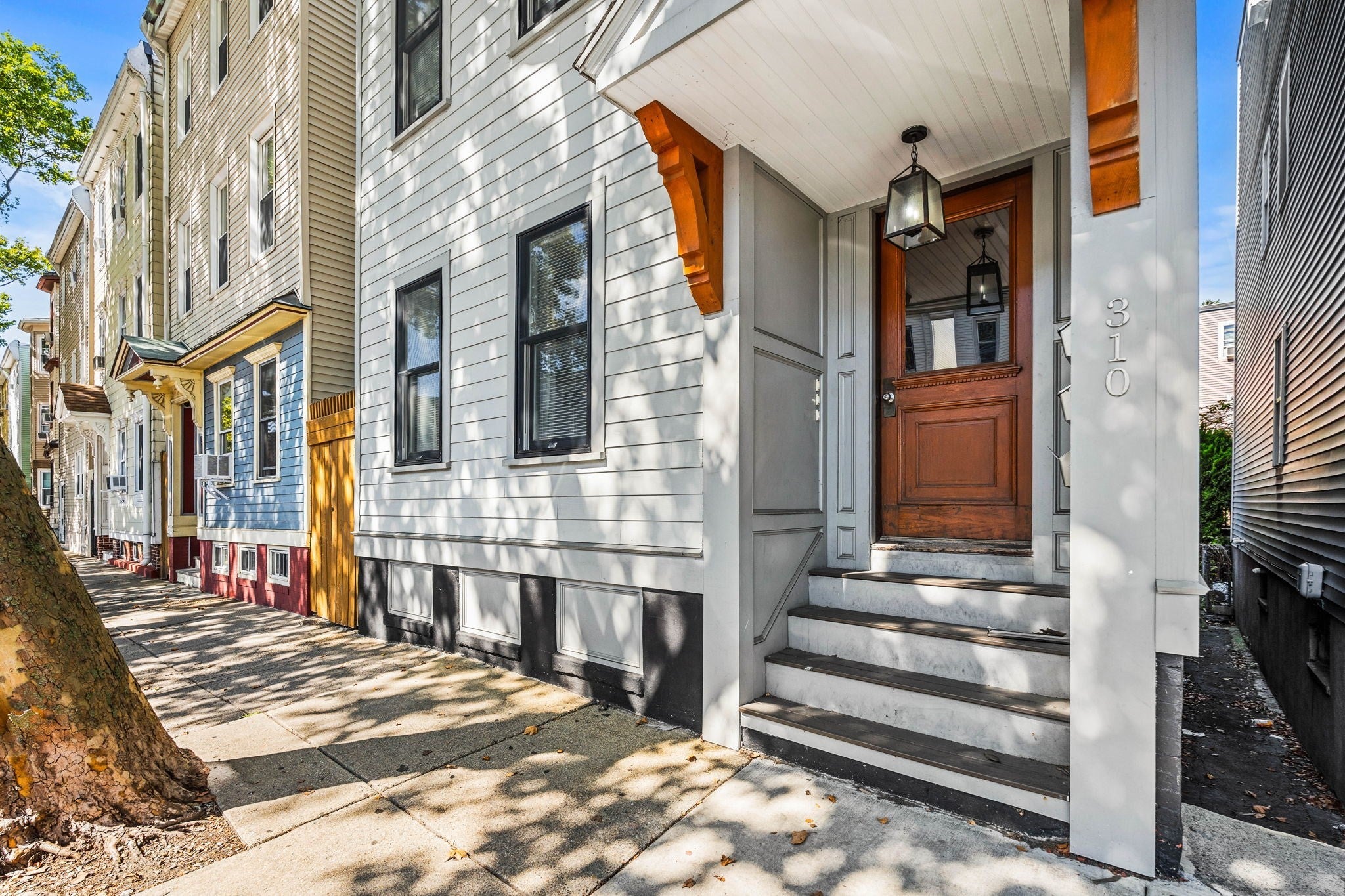 310 Chelsea St