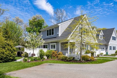 41 Old Main Rd 3A Falmouth MA 02556