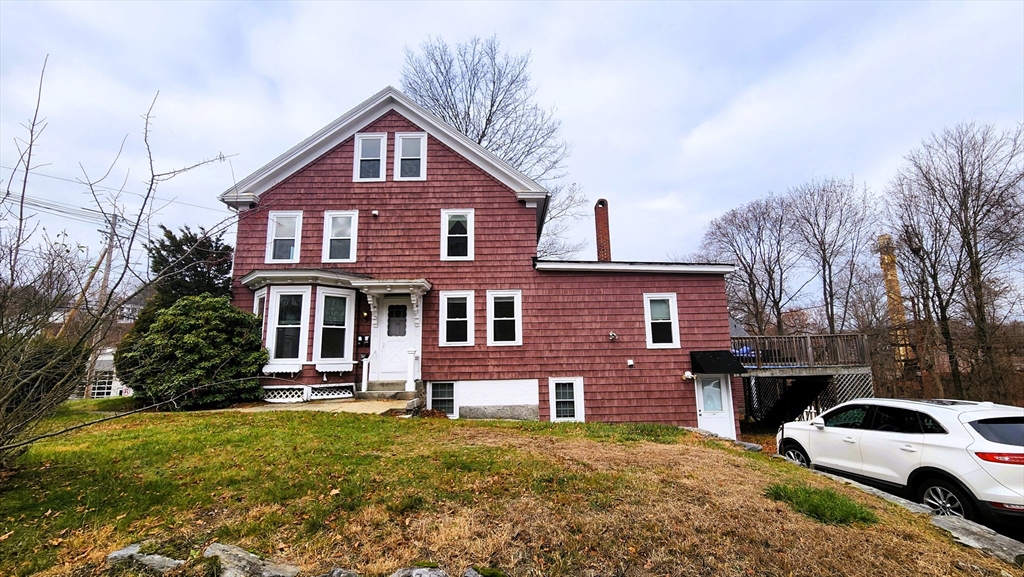 42 South Main St Right