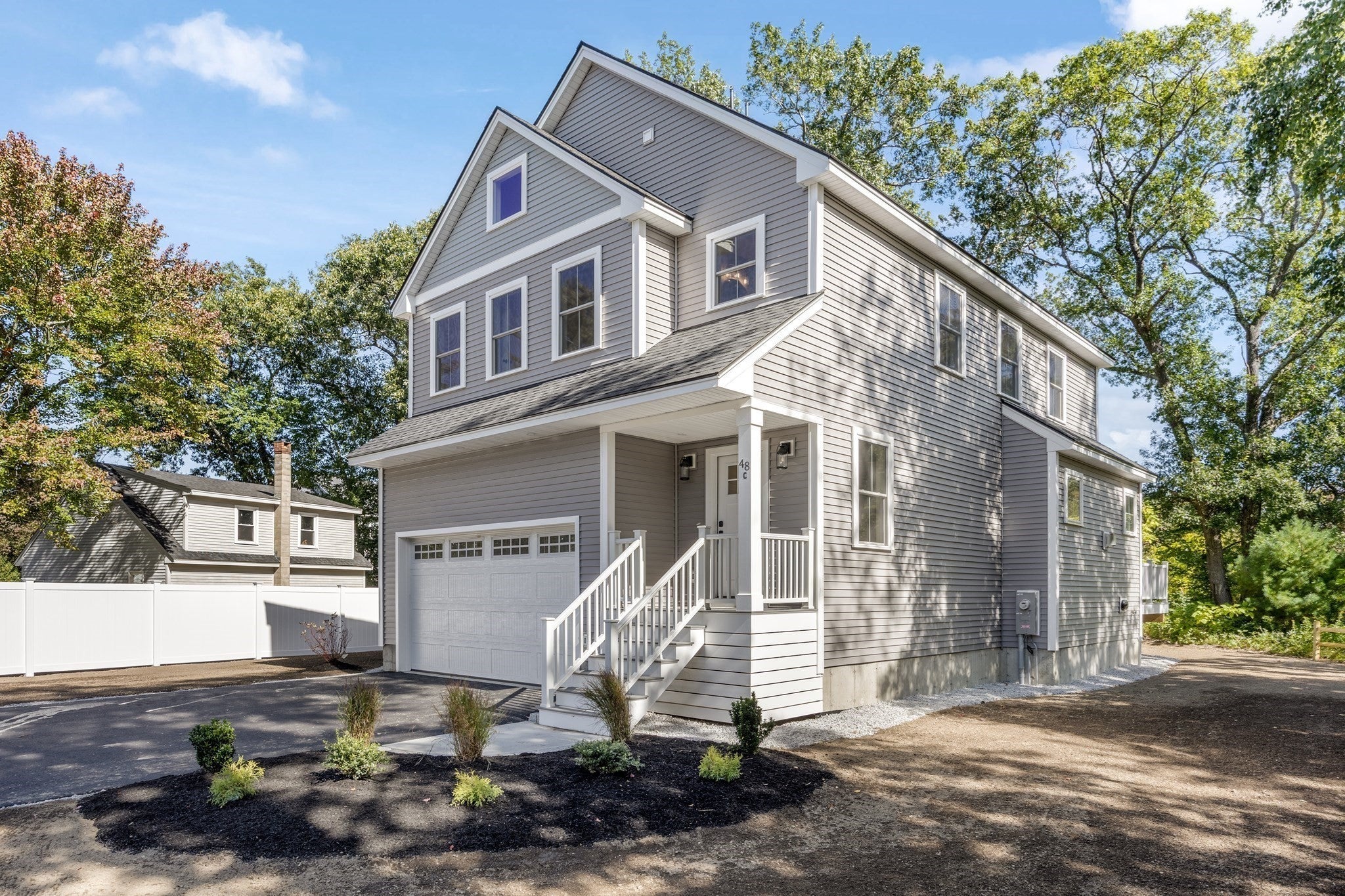 Photo of 48 Beach Rd, Salisbury, MA