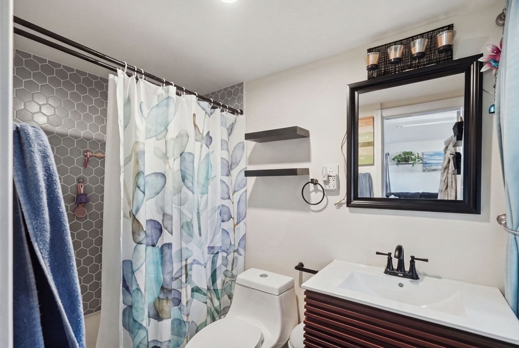 583-585 Shirley Street #1, Winthrop, MA Photo #9