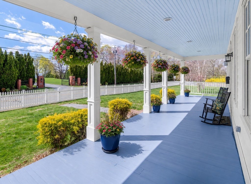116 Nayatt Road