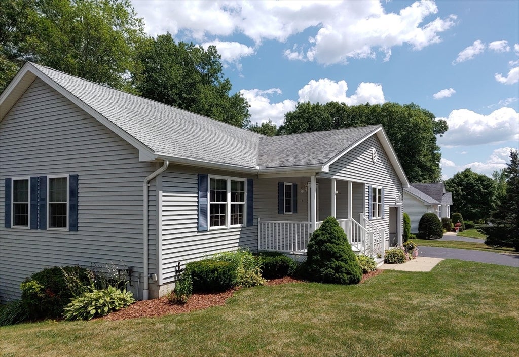 4 Deerfield Cir
