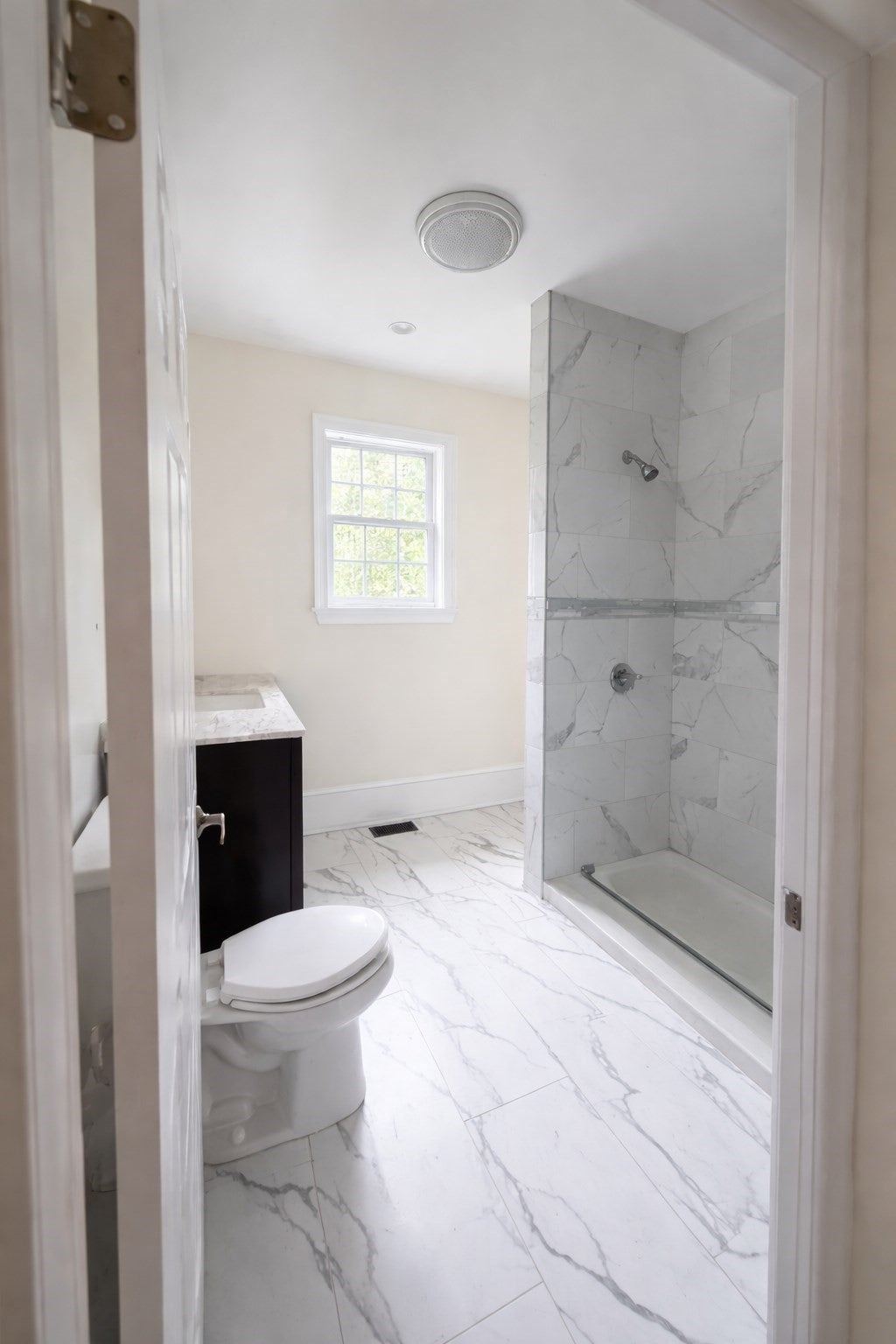 195 Lower Gore Rd, Webster, MA Photo #6