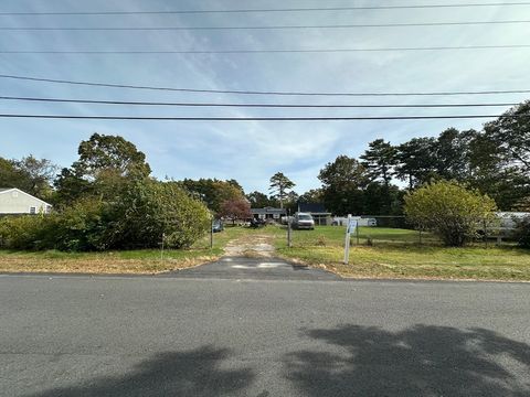 47 Mayflower Ln Wareham MA 02538