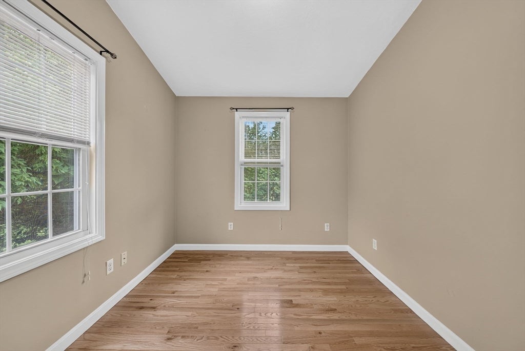 34 1/2 Briggs St #1, Taunton, MA Photo #32