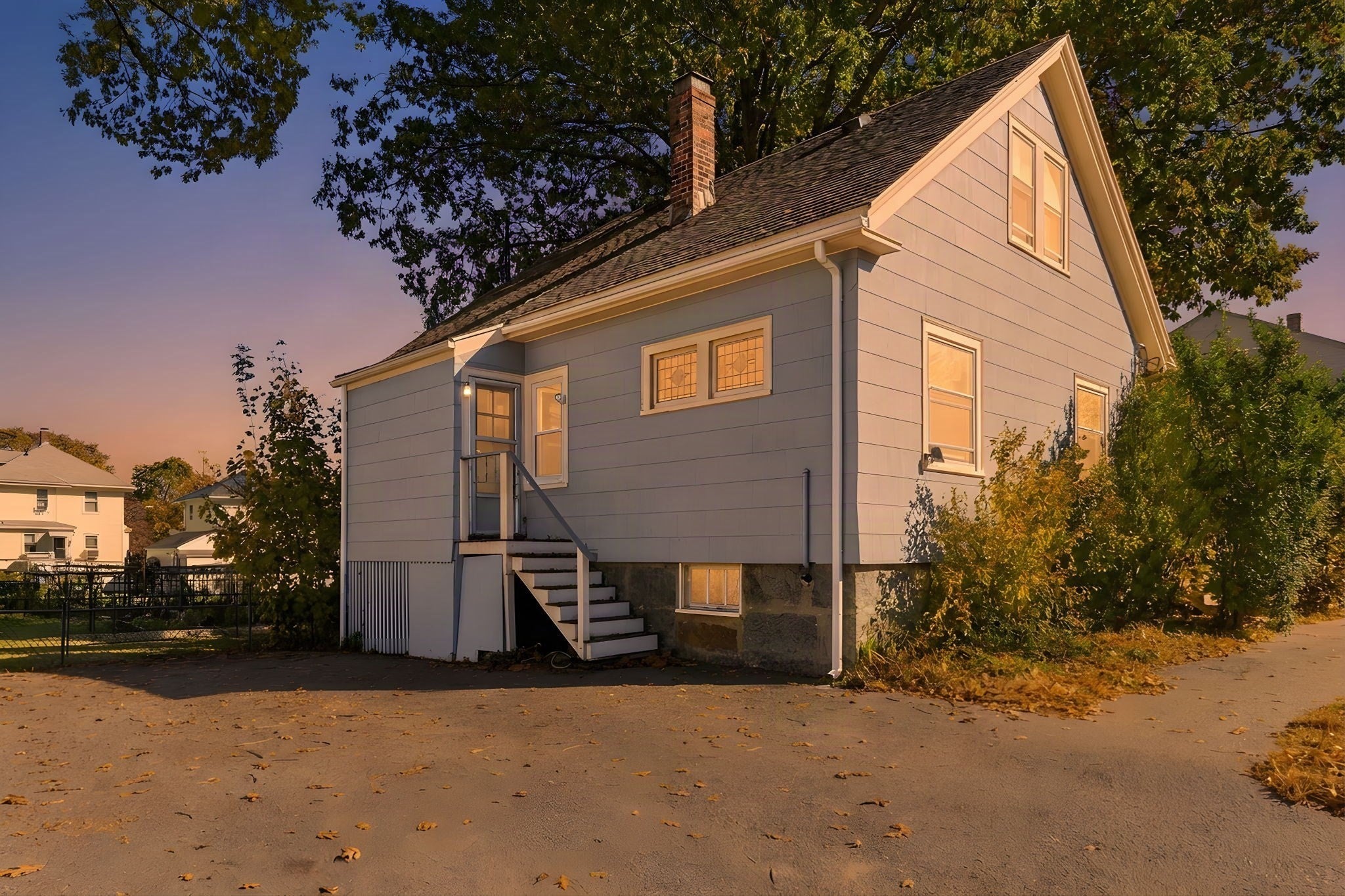 Photo of 166 Everett St, Quincy, MA