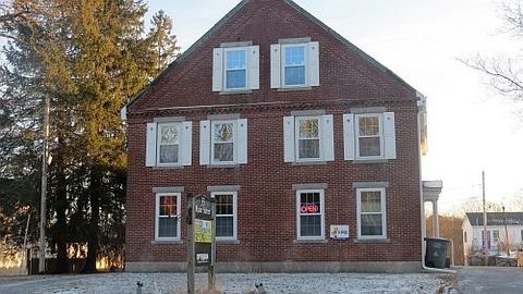 33 Main St Ashburnham MA 01430