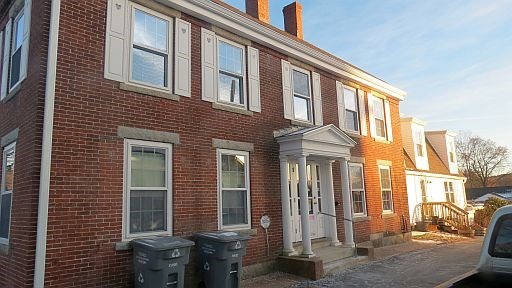 33 Main St