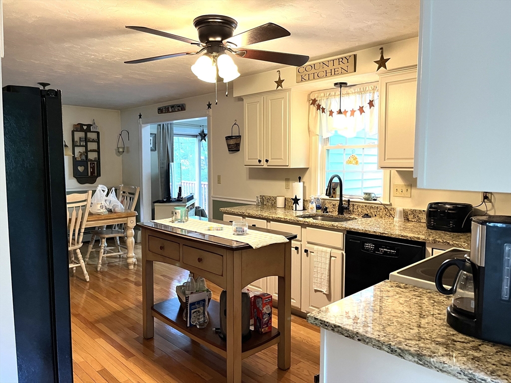 60 Woodside Drive